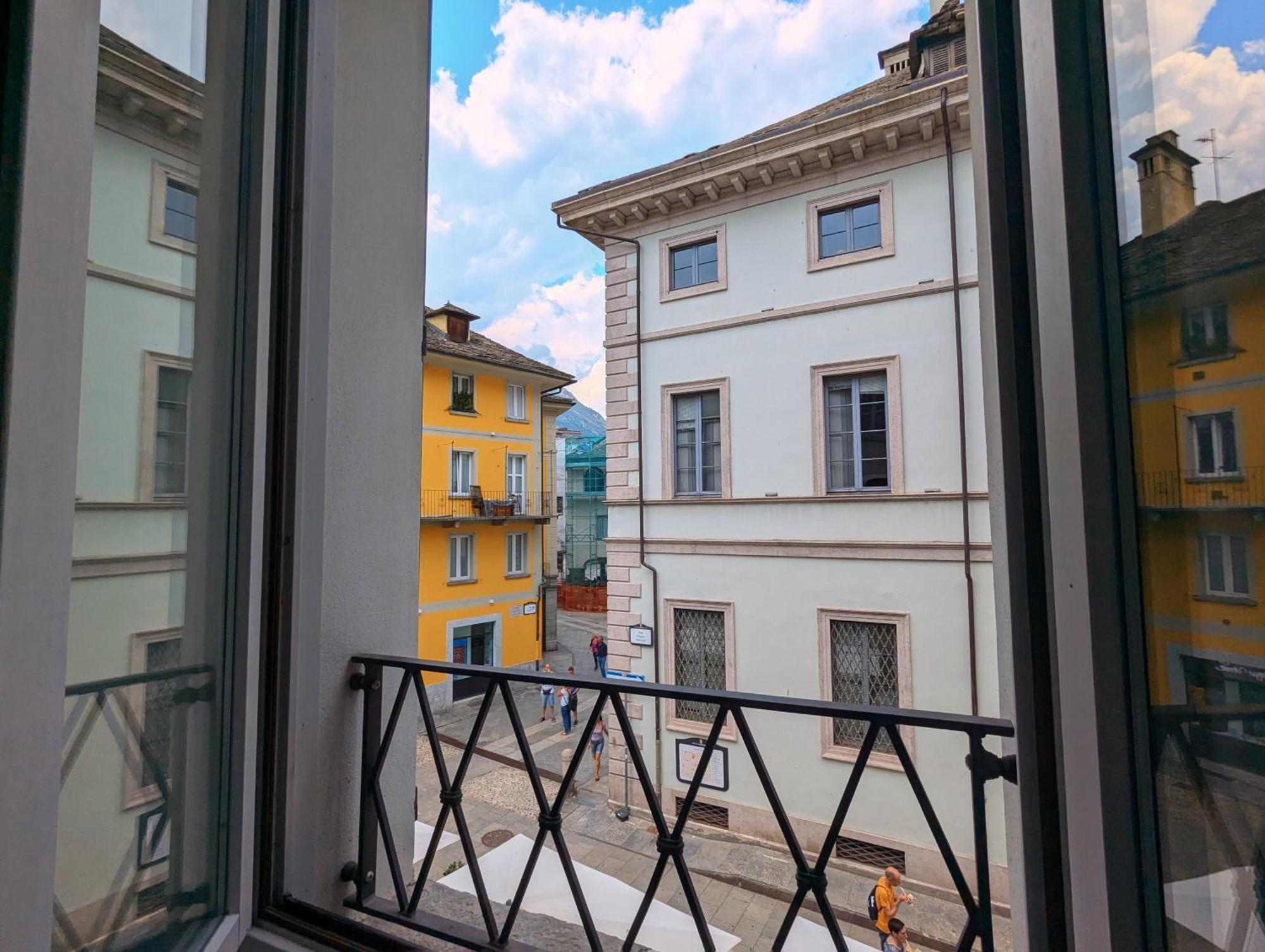 Casa Degli Osci Apartment Domodossola Bagian luar foto